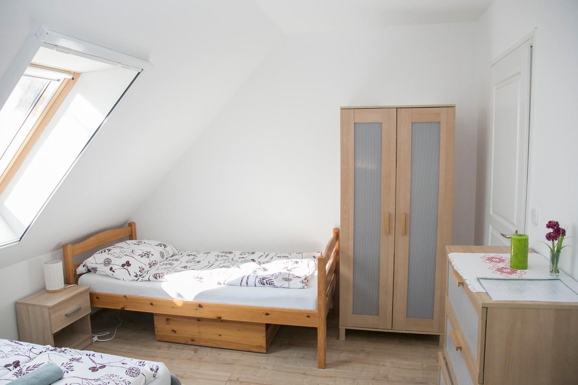 Guens Vendeghaz Hotel Szigliget Room photo